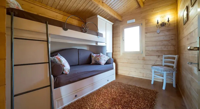 Chalet Tenuta Lacco, Buchen Sie Chalet Hotels in Sizilien mit Parkplatz, Parkplätze