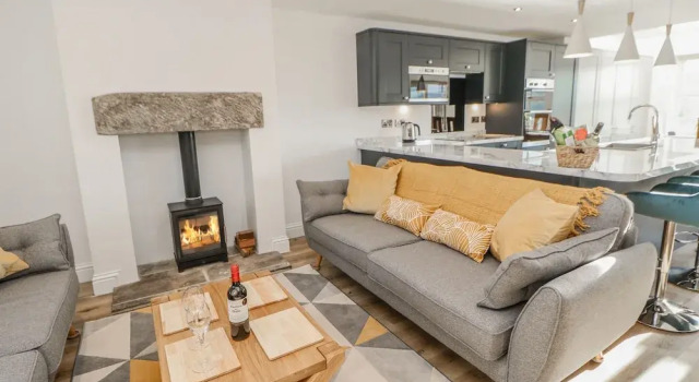 Bramblewood Cottage, Забронировать Дом для отпуска Отели Дарем с парковкой, Парковка
