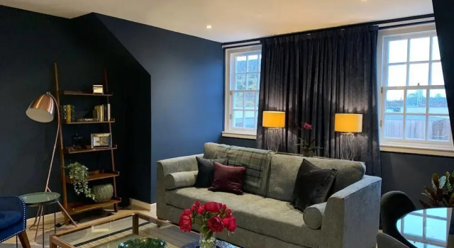 Heart of the Old Town 2 Bedroom Luxury Apartment
