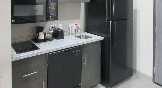 Четырёхместный люкс MainStay Suites Odessa I-20
