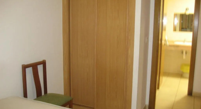 Pensión Residencia Caola, Book Hotel  