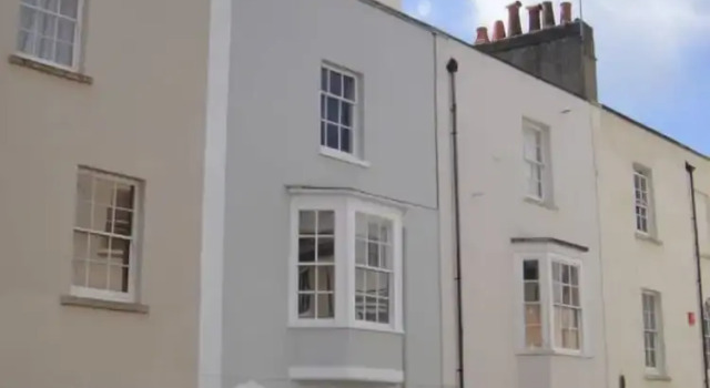 Townhouse in Clifton Village, Забронировать Дом для отпуска Коттеджи Бристоля, рядом с All Saints Clifton, Коттедж