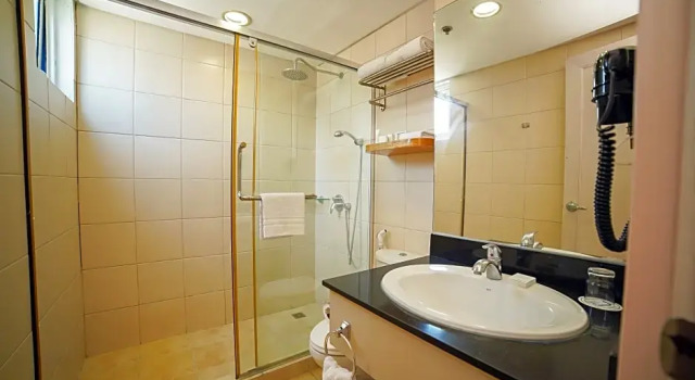 Номер Standard One Pacific Place Serviced Residences