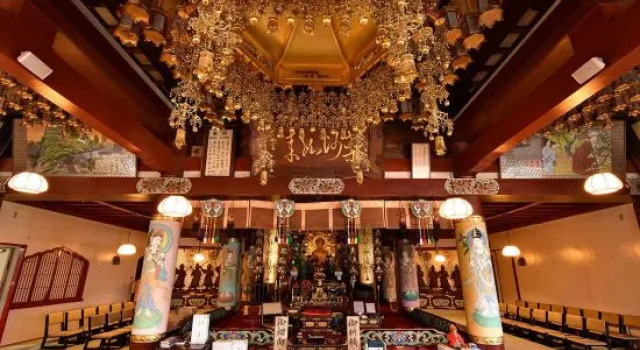 Anrakuji Temple, Prenota Hotel Kamiita 