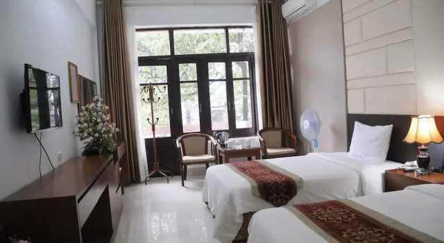 Khach san Cong Doan Mong Cai, Book Hotel Hoteller i Quang Ninh med parkering, Parkering