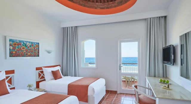 Resta Reef Resort Marsa Alam, Boek Hotel Hotels in Marsa Alam met zwembad, Zwembad