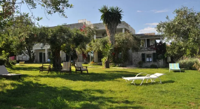 Апартаменты Deluxe Lemoni Apartments