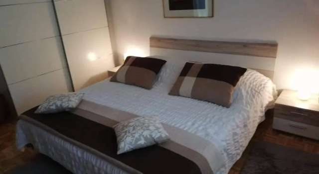 Apartment Tea 2, Prenota Appartamento Splitska 