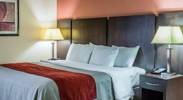 Comfort Inn Raleigh, Забронировать Отель Роли Raleigh-Durham Metropolitan Area