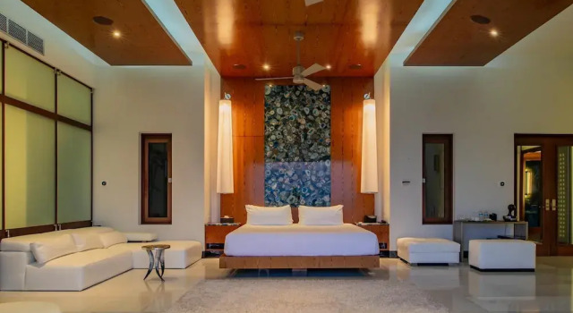Spectacular Modern Luxury and Exceptional Amenities at Mantea Casa Cabo in Pedregal