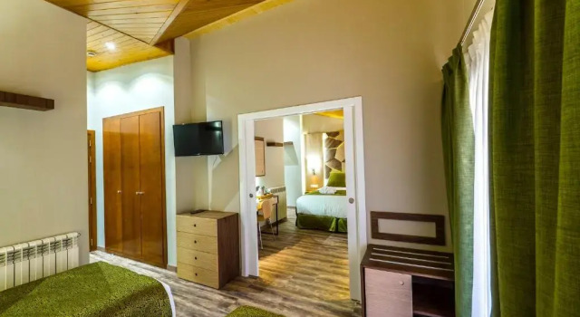 Четырёхместный номер Standard Hotel Princesa Parc
