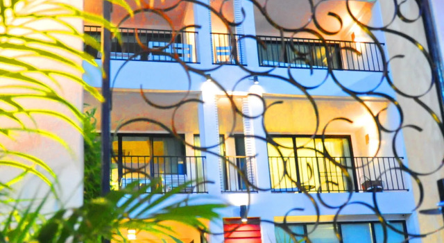 Beach Gallery House
