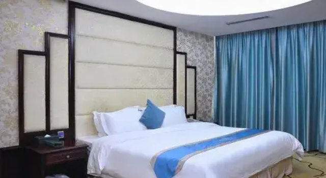 Люкс Huizhou Golden Coast International Hotel (Huiyang Jinhui Avenue)