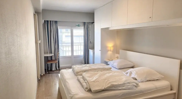 Apartment Albertstrand With Stunning Seafront View