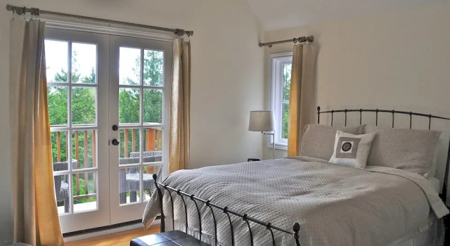 Wetherly Inn, Buchen Sie Hotel Ganges Salt Spring Island