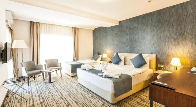 Двухместный номер Standard Port View Hotel