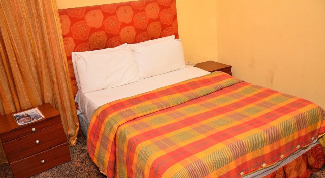 Yanna Lodge, Prenota Hotel Hotel a Kaduna con colazione, Colazione