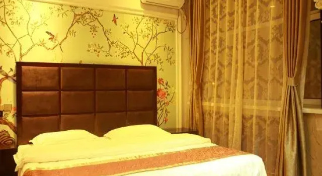Люкс Xiwuqi Jinding Rongsheng Business Hotel