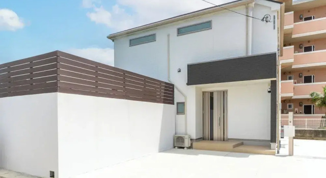 Grandioso Okinawa Pool Villa Onna 8, Varaa Villa Mökit kohteessa Okinawa, Mökki