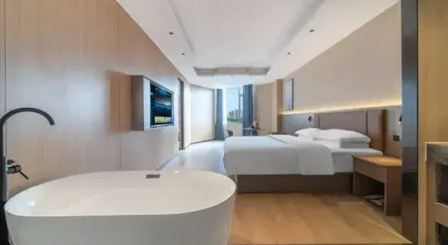 Люкс MEHOOD EZZI Hotel (Xinxiang Huixian)