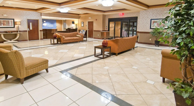 Holiday Inn Express Hotel & Suites Biloxi- Ocean Springs by IHG, Забронировать Отель Оушен-Спрингс Миссисипи - побережье