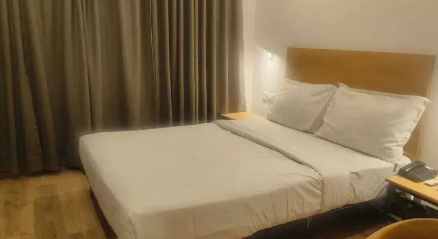 Wishotel Xpress Hotel GK Inn