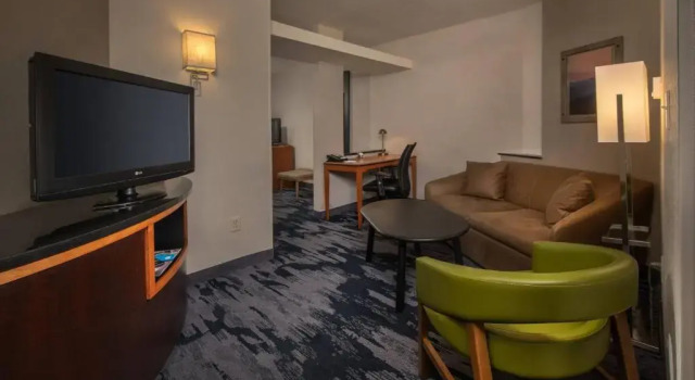 Двухместная студия Fairfield Inn and Suites by Marriott Harrisonburg