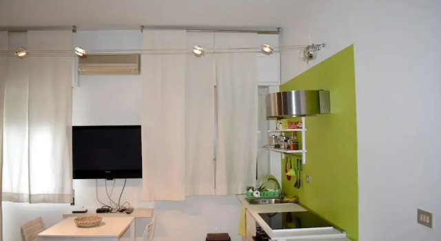 Studio in Palermo, With Wonderful City View, Balcony and Wifi - 7 km F, Book Hotel Hotels in Sicily with Parking, Parking