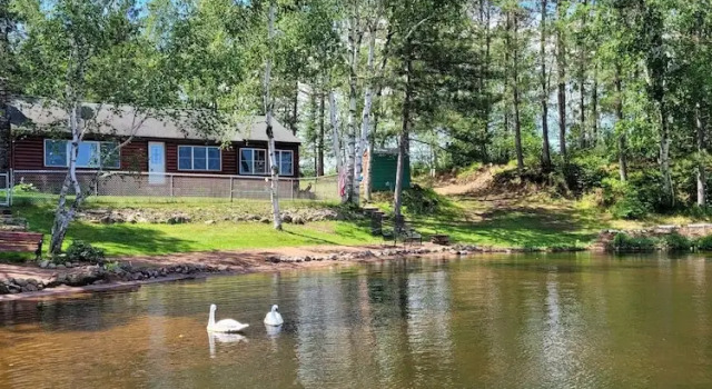 Butler's Bay Cottage 2 Bedroom Cottage by RedAwning, Buchen Sie Ferienhaus Chequamegon National Forest (Naturschutzgebiet) USA