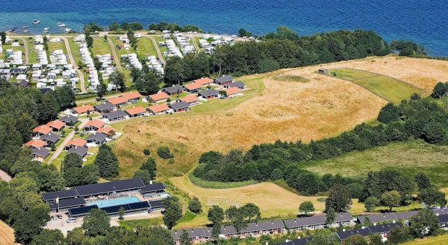 Коттедж 7 Person Holiday Park Home in Aabenraa