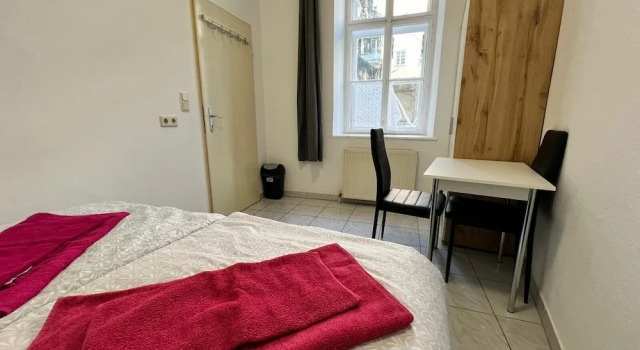 Двухместный номер Economy Affordable 3BR shared Apt. near Meidling