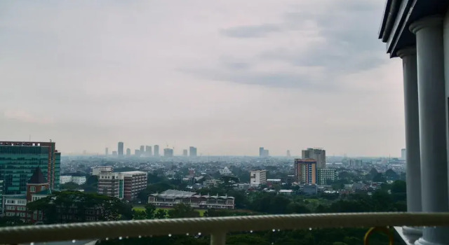 Fully Furnished with Spacious Design 3BR Penthouse Kondominium Golf Karawaci Apartment