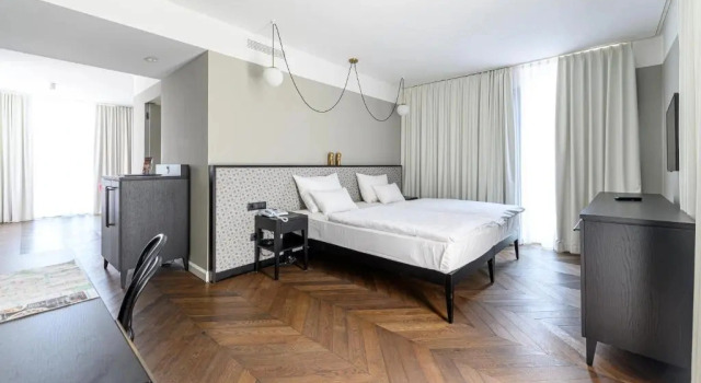 Четырёхместный полулюкс Hotel Caroline