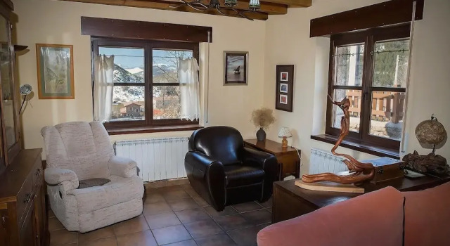 Casa Rural Curavacas, Забронировать Дом для отпуска Триольо Паленсия