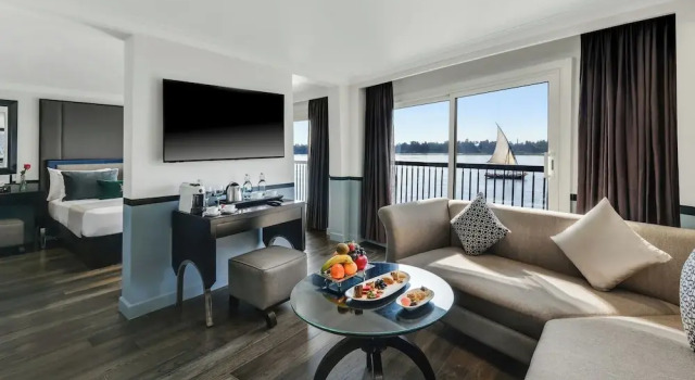 Люкс Deluxe Mövenpick MS Hamees