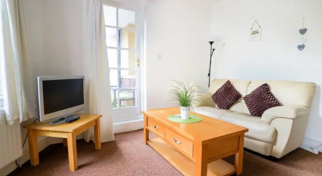 2 Bedroom Flat Near Angel, Varaa Huoneisto Asunnot kohteessa Merseyside, Huoneisto
