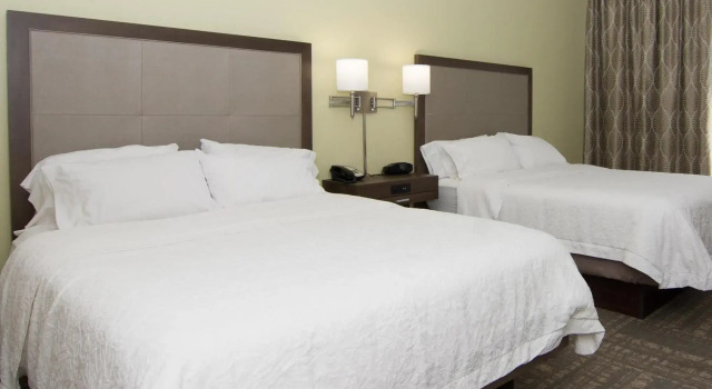 Четырёхместная студия Hampton Inn Jacksonville I-10 West