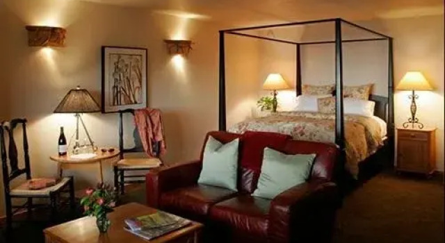 Sea Rock Bed and Breakfast Inn, Забронировать Отель Отели Мендосино 3 звезды, рядом с Temple of Kwan Tai, 3*