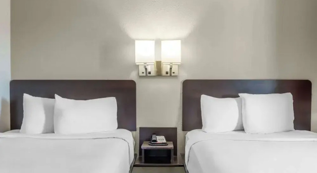 Четырёхместный номер Standard Motel 6 Elizabethtown