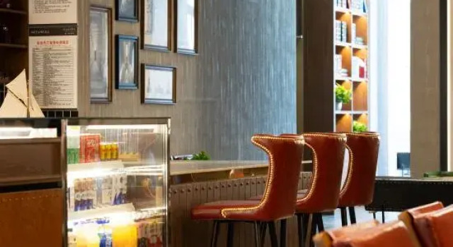 James Joyce Coffetel Hotel (Beijing Tiantan Hospital Headquarters Base), Book Hotel Hoteller i Beijing Province med parkering, Parkering