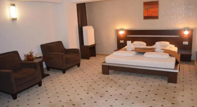 Трёхместный номер Standard Hotel Premier