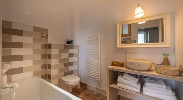 Апартаменты La Marine de Loire Hôtel & Spa