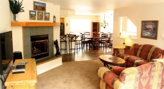 Pinecreek #I - 3 BR, Rezerwuj Hotel Hotele w Vail Ski z parkingiem, Parking
