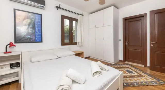 Villa With Private Pool in the Heart of Bodrum, Rezervovat Vila Hotely v Mugla s parkováním, Parkování