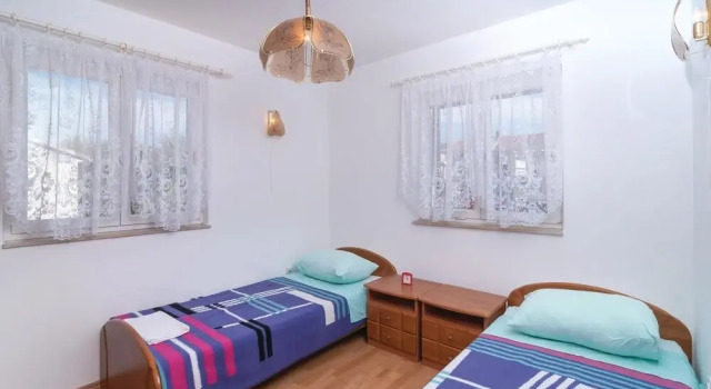 Awesome Apartment in Supetar With 2 Bedrooms, Wifi and Outdoor Swimming Pool