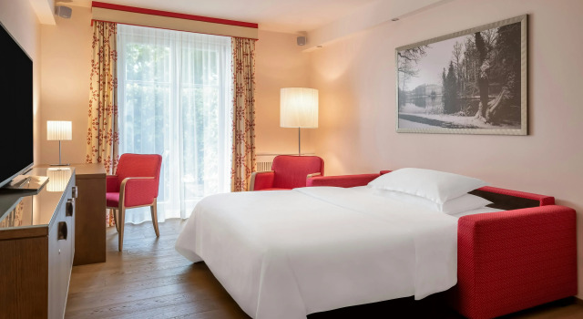 Sheraton Grand Salzburg, Забронировать Отель Бизнес-отели Окрестностей Зальцбурга, рядом с Аббатство Святого Петра, 4* 5*