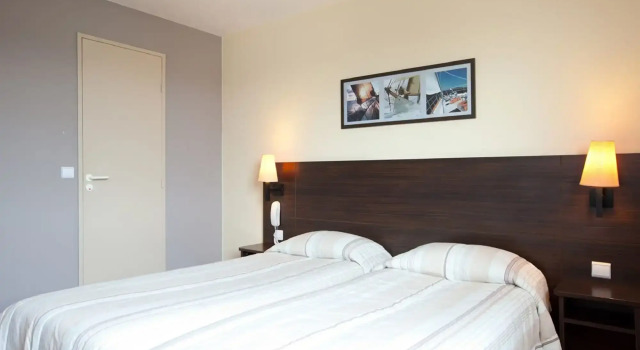 Hôtel Orly Superior