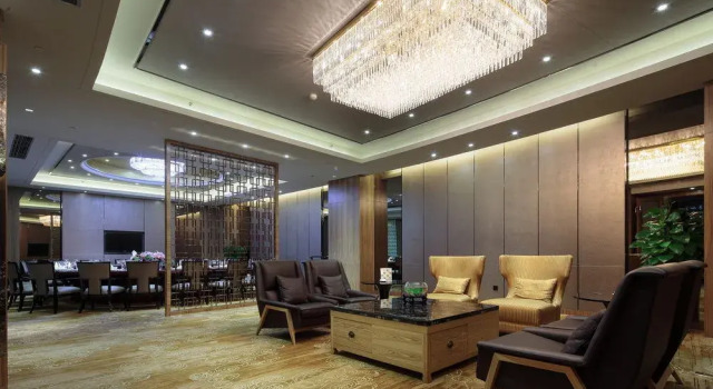 Pullman Anshan Time Square, Buchen Sie Hotel Anshan Liaoning