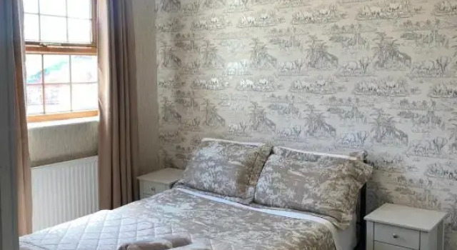 13 Hooton Cottage 3 Bed, Varaa Lomakoti Mökit kohteessa Merseyside, Mökki