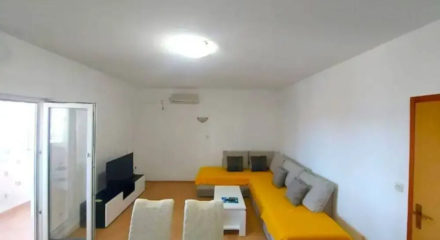 Seaside Okrug Gornji Apartment With Terrace and Patio
